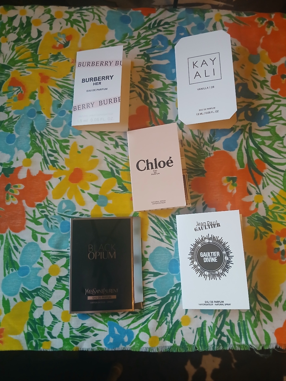 Designer Perfume Samples Chloe Kayali Burberry Spring Floral Luxury